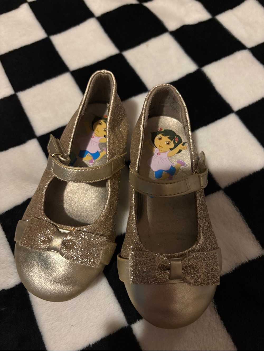 Size toddler 5 1/2 Dora sparkle shoes (sparkles not all intact)
